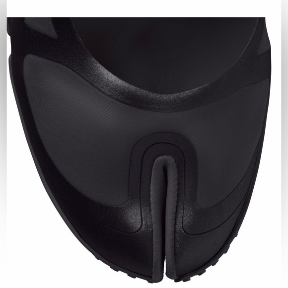 SKIMS Nike Rift Mesh - Picture 2 of 7